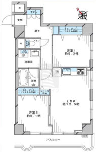 窓が多くて明るい2LDKタイプです。 ダブルシステム収納付きクローゼットなど収納の充実も魅力です。